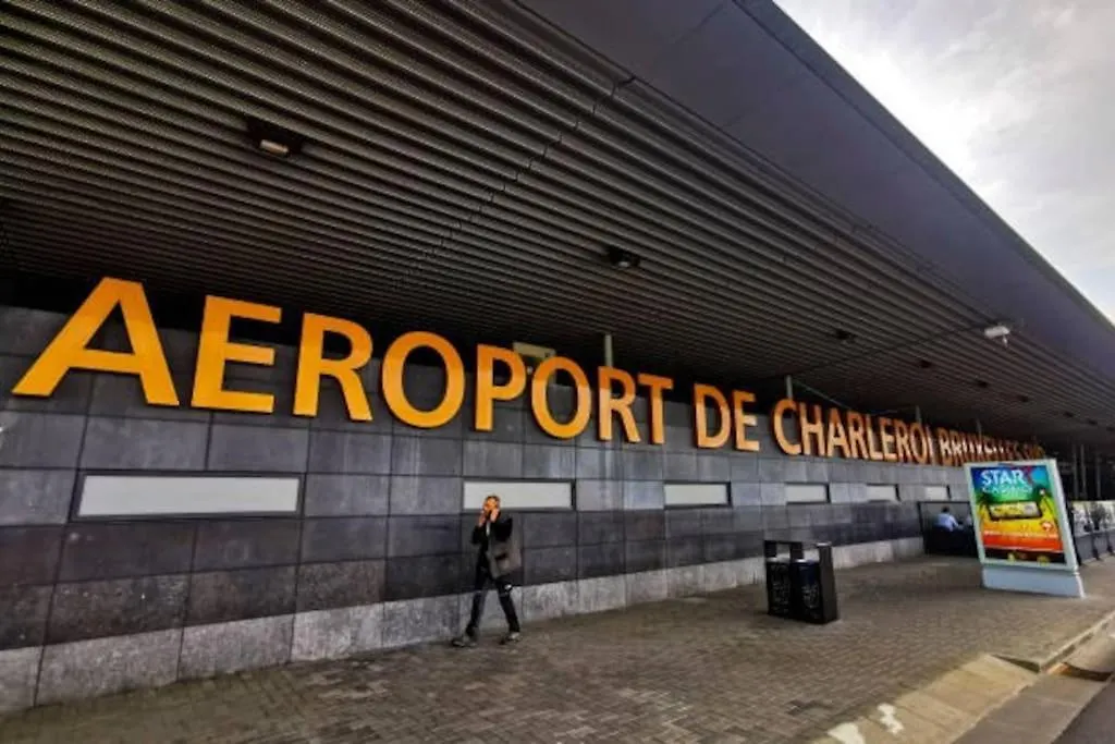 Jumet 242 D Bruxelles -Charleroi-Airport Apartment